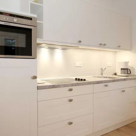 Badestra_e 94_ Whg_ 2_ Haus Am Wal Appartement *